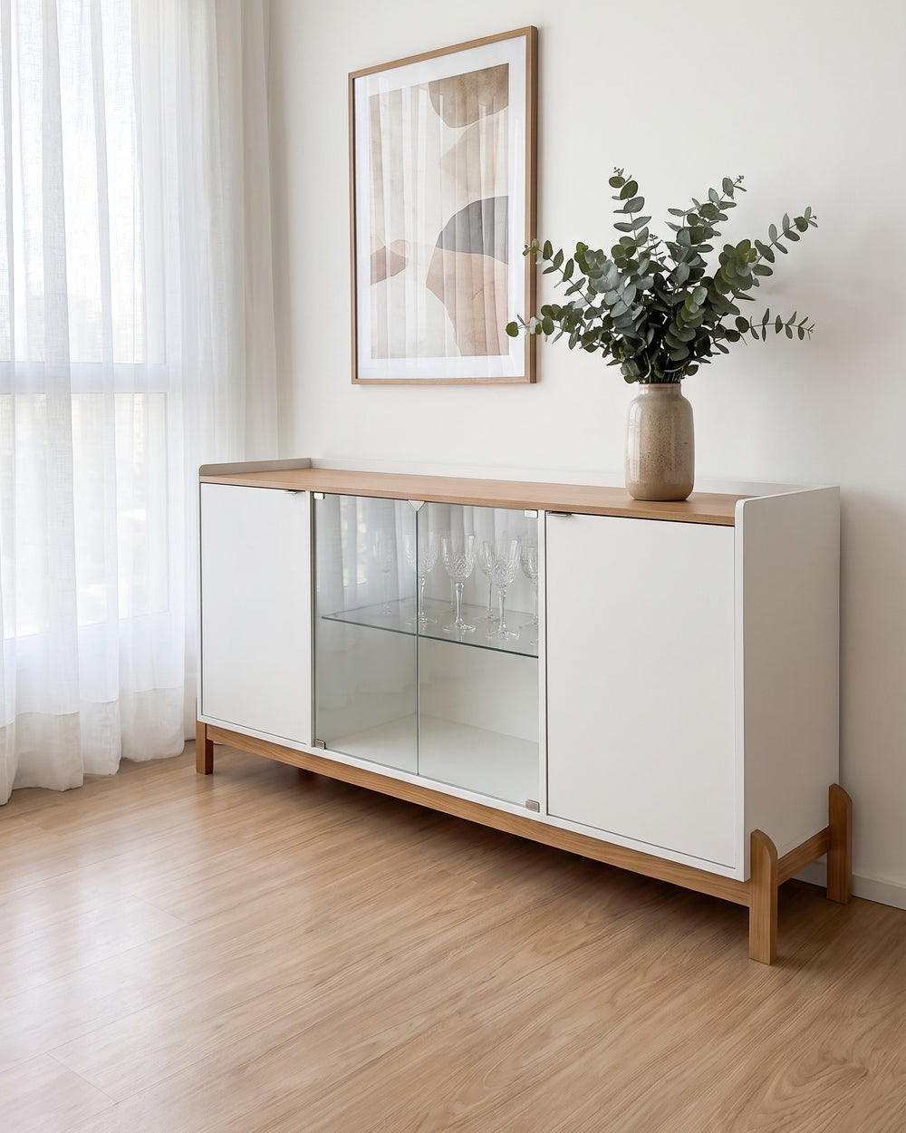 Buffet Bari Branco 2 Portas Com Vitrine De Vidro