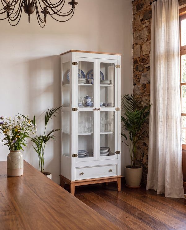 Cristaleira de Madeira Maciça 2 Portas e 1 Gaveta - ambiente - Branco
