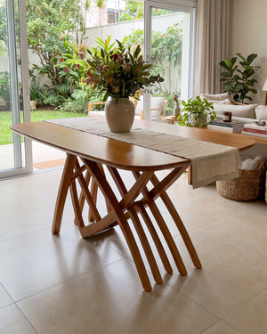 Mesa De Jantar Kali Madeira Base Escultural