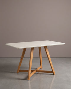 Mesa De Jantar Lizzi Tampo Off White Base Cavalete