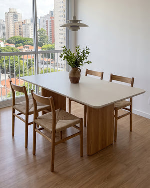 Mesa De Jantar Mia Tampo Off White Pés Placa De Madeira