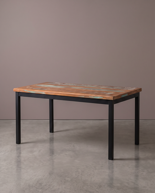 Mesa De Jantar Industrial Tampo Madeira De Demolição Base De Aço - acabamento Descascado (sobra de tinta aparente)