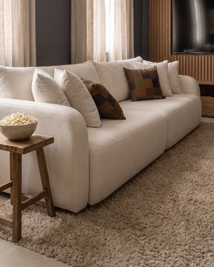 Sofá Living Vip Off White Com Braços Arredondados
